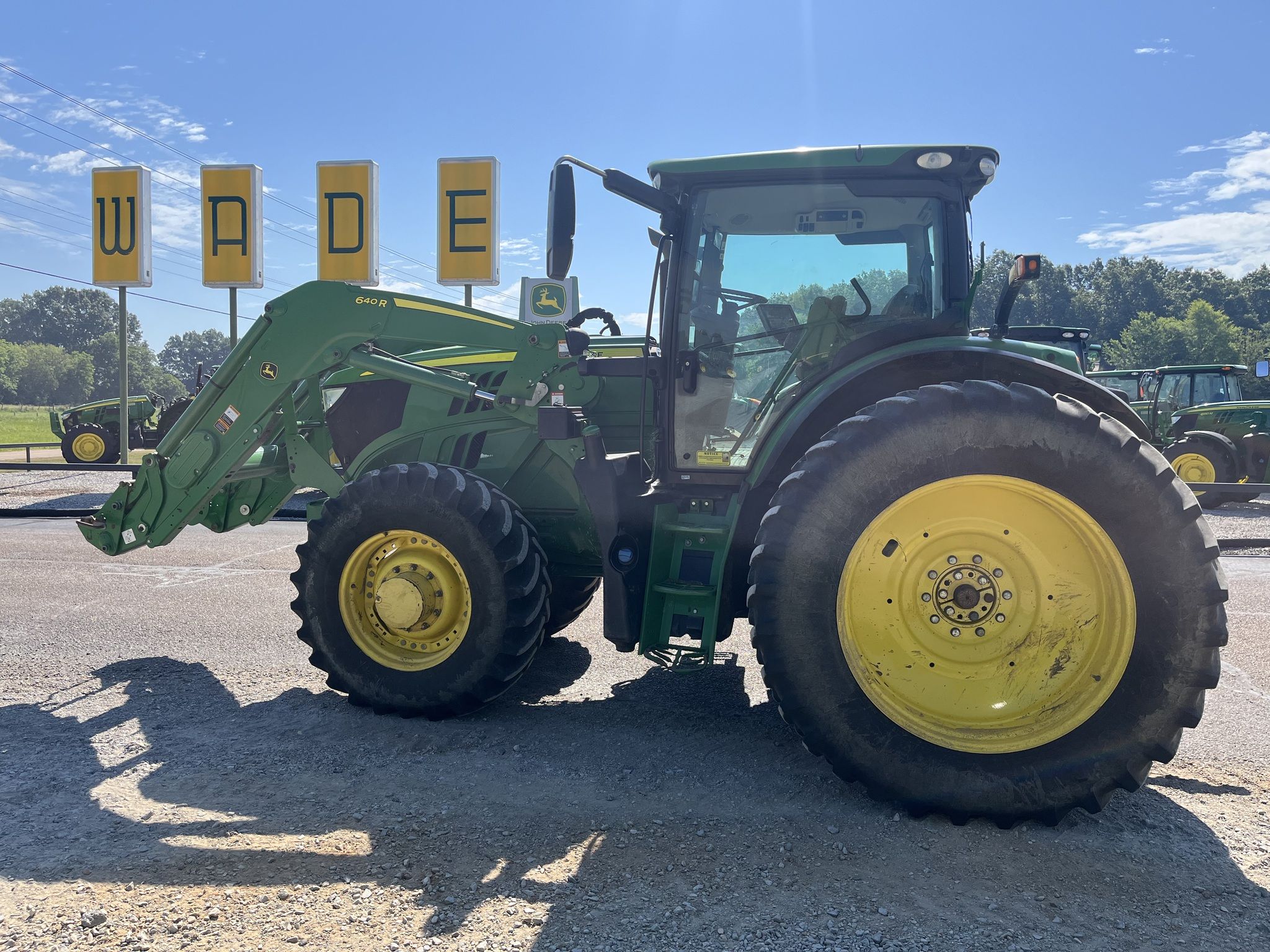 2016 John Deere 6155R