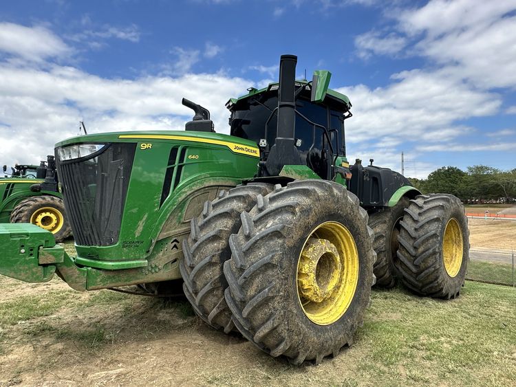 2023 John Deere 9R 640