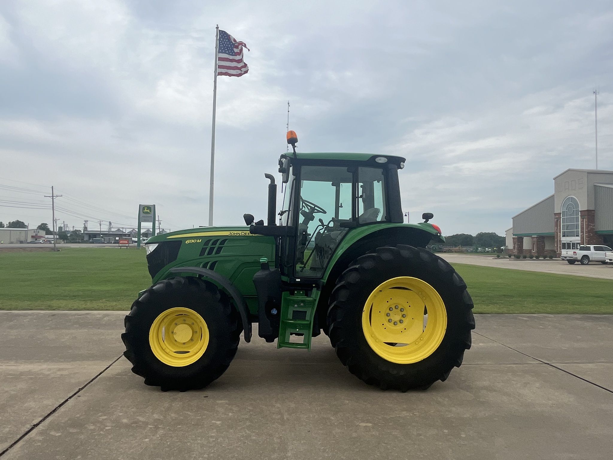 2021 John Deere 6130M