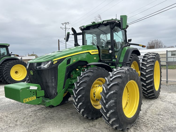 2023 John Deere 8R 310