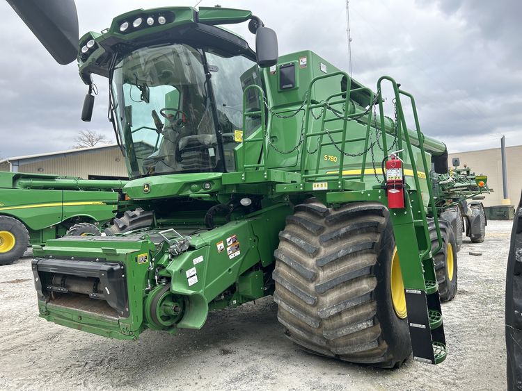 2021 John Deere S780