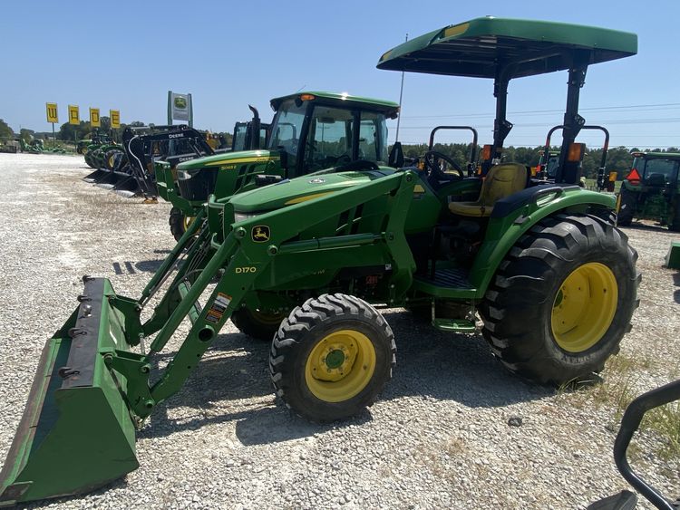 2015 John Deere 4044M