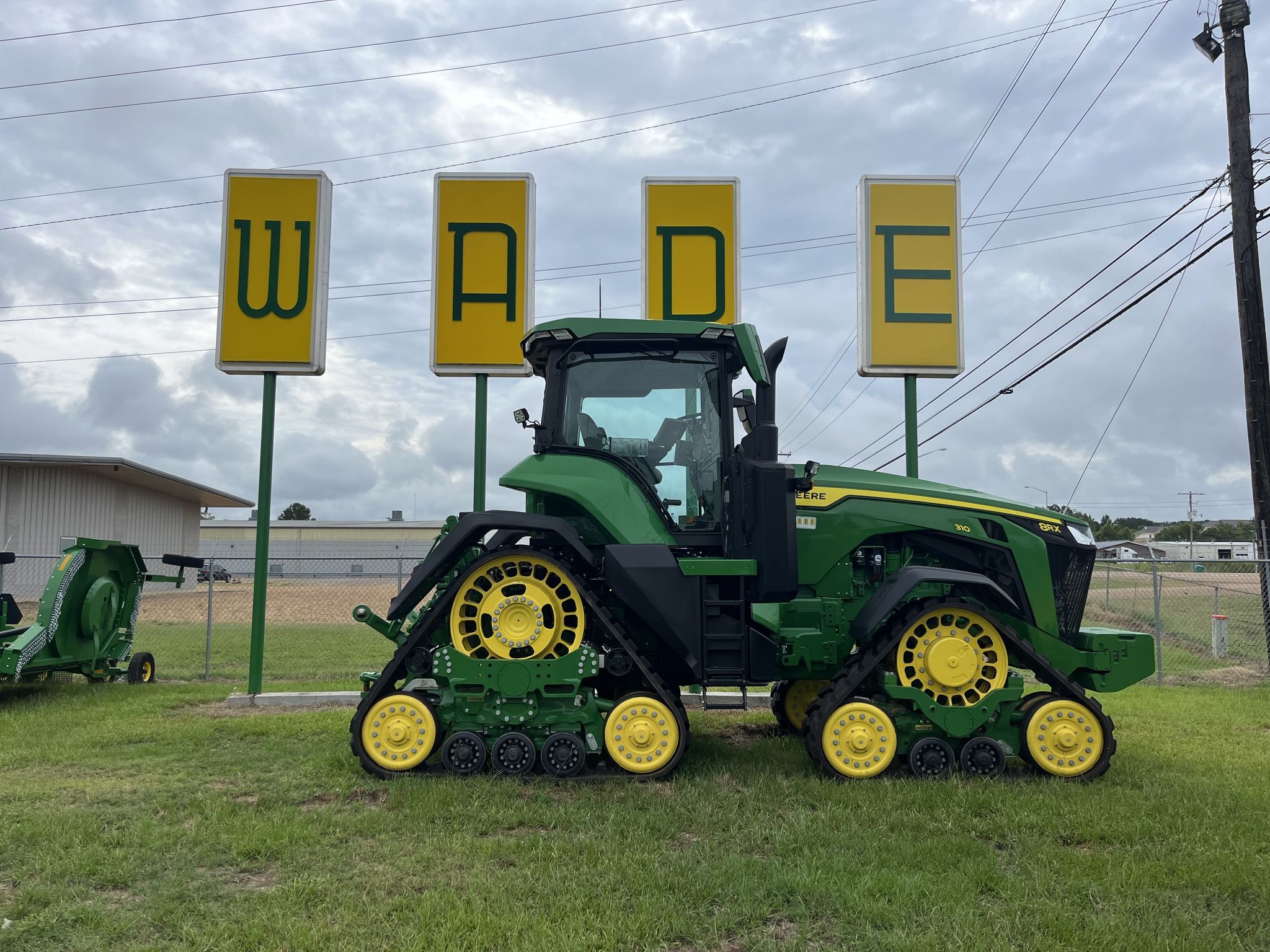 2023 John Deere 8RX 310