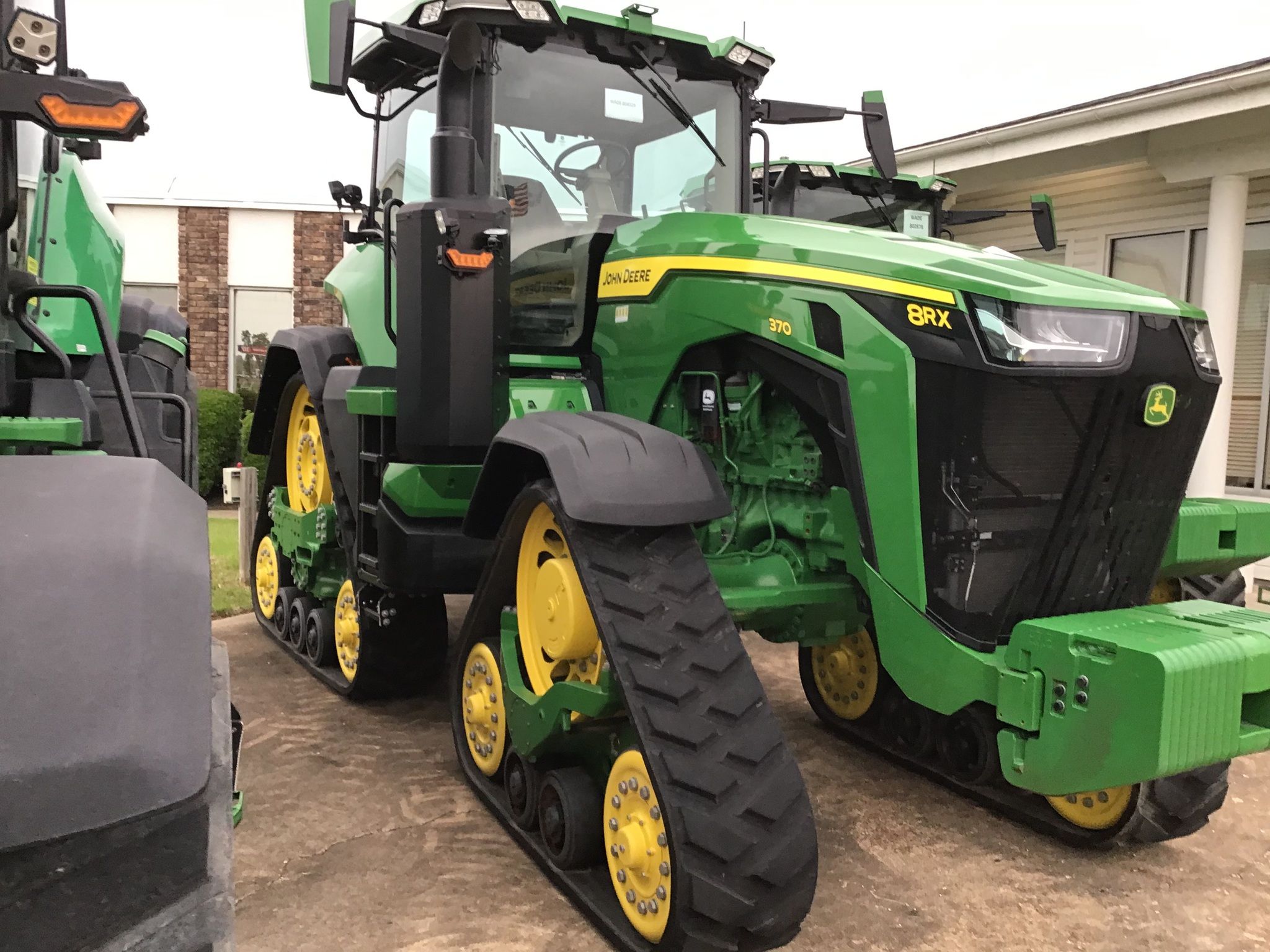 2022 John Deere 8RX 370