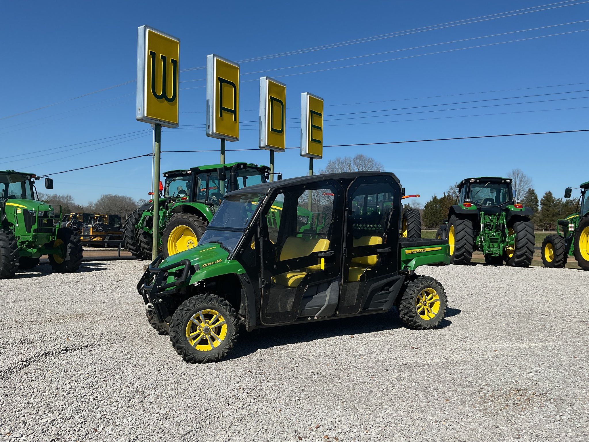 2017 John Deere XUV 590i Image